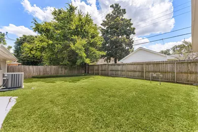4321 Kingfisher Drive, Houston, TX 77035 - Photo 25