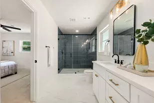 4321 Kingfisher Dr, Houston, TX 77035 - Photo 17