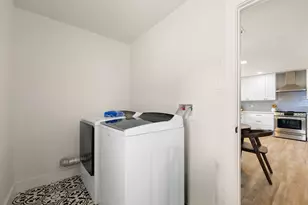 4321 Kingfisher Dr, Houston, TX 77035 - Photo 13