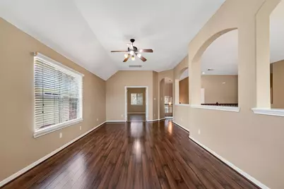 2211 Signal Hill Drive, Pearland, TX 77584 - Photo 3