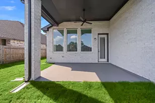 18047 Brennie Bird Ln, Conroe, TX 77302 - Photo 17