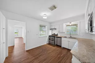 4719 Nina Lee Ln, Houston, TX 77092 - Photo 15