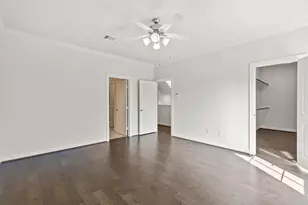 14 W Oaks Dr, Pasadena, TX 77058 - Photo 9
