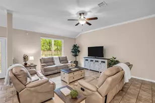 34 Sawbridge Cir, Spring, TX 77389 - Photo 5