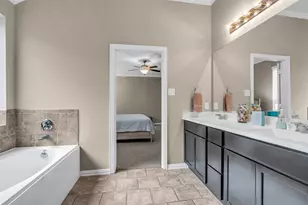 34 Sawbridge Cir, Spring, TX 77389 - Photo 23