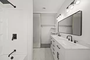 11650 Village Pl Dr, Houston, TX 77077 - Photo 25