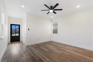 135 S Virginia Ave, La Porte, TX 77571 - Photo 3