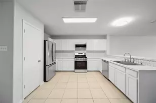 1911 Adobe Stone Dr, Humble, TX 77396 - Photo 3