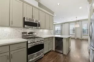 4031 Bellefontaine St, Houston, TX 77025 - Photo 9