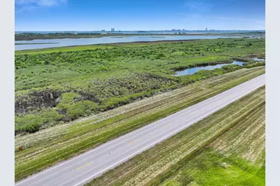 1326 Broadway, Port Bolivar, TX 77650 - Photo 9
