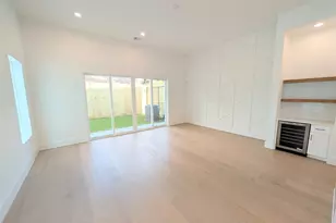 1322 Lawrence St, Houston, TX 77008 - Photo 11