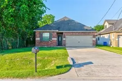 3002 Arkansas Avenue, League City, TX 77573 - Photo 1