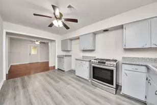 2703 Knotty Oaks Trail, Houston, TX 77045 - Photo 17