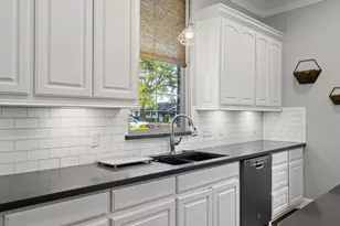 1022 McArthur Dr, Port Neches, TX 77651 - Photo 11