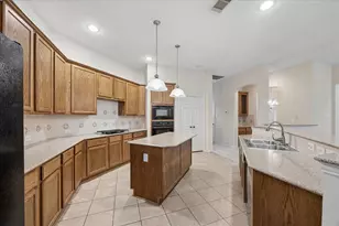 17502 Hamill Dr, Rosharon, TX 77583 - Photo 19
