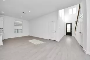 27443 Sunterra Village Dr, Katy, TX 77493 - Photo 11