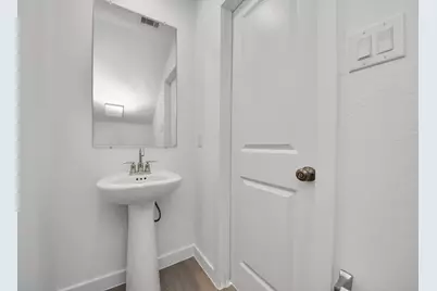 27443 Sunterra Village Dr, Katy, TX 77493 - Photo 7