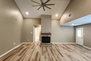 10735 Parkland Woods Dr, Sugar Land, TX 77498 - Photo 5