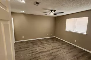 10735 Parkland Woods Dr, Sugar Land, TX 77498 - Photo 13