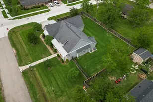 2401 Cunningham Dr, Pearland, TX 77581 - Photo 5