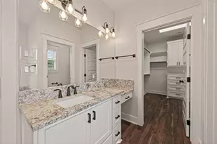 2401 Cunningham Dr, Pearland, TX 77581 - Photo 37