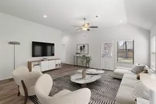 121 N Cadence Hills Loop, Conroe, TX 77318 - Photo 17