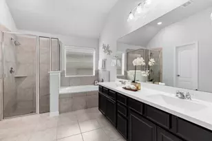 121 N Cadence Hills Loop, Conroe, TX 77318 - Photo 27