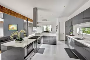 8317 Hunters Creek Dr, Hunters Creek Village, TX 77024 - Photo 13