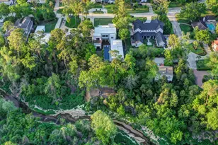 8317 Hunters Creek Dr, Hunters Creek Village, TX 77024 - Photo 47