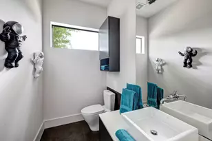 8317 Hunters Creek Dr, Hunters Creek Village, TX 77024 - Photo 21