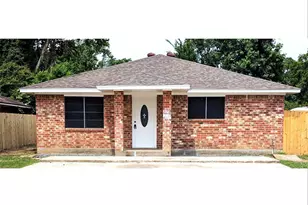 829 Canfield St, Liberty, TX 77575 - Photo 19