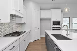 6726 Mountain Brook Way, League City, TX 77573 - Photo 9