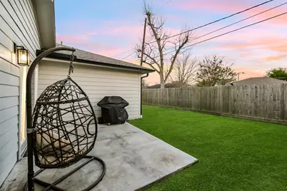 910 Algregg Street, Houston, TX 77009 - Photo 41