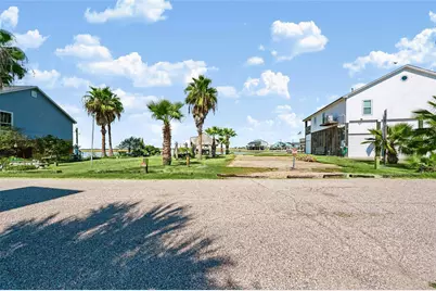 65 Lakeside Drive, Hitchcock, TX 77563 - Photo 33