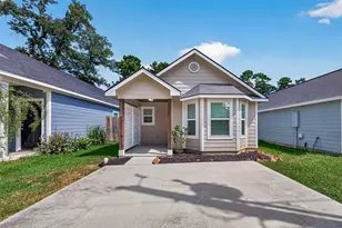 16908 W Juneau, Montgomery, TX 77316 - Photo 1
