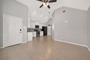 16908 W Juneau, Montgomery, TX 77316 - Photo 9