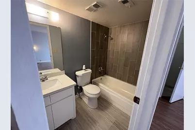 17230 Imperial Valley Drive #24, Houston, TX 77060 - Photo 5