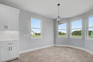 1220 Appaloosa Cir, Angleton, TX 77515 - Photo 17