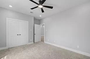 1220 Appaloosa Cir, Angleton, TX 77515 - Photo 7