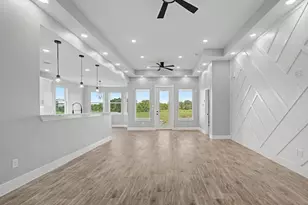 1220 Appaloosa Cir, Angleton, TX 77515 - Photo 13