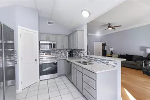 13 Westwood Dr, Huntsville, TX 77320 - Photo 13