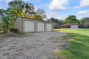 13 Westwood Dr, Huntsville, TX 77320 - Photo 39