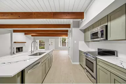 5382 Brownway Street #D39, Houston, TX 77056 - Photo 25