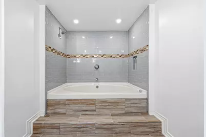 5382 Brownway Street #D39, Houston, TX 77056 - Photo 43