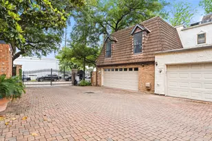 5382 Brownway St, Houston, TX 77056 - Photo 3