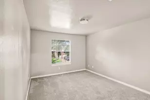 1352 Deer Ridge Dr, League City, TX 77573 - Photo 19