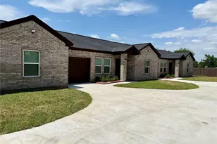 9508 Quaker Ct, Rosharon, TX 77583 - Photo 3