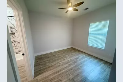 9508 Quaker Court #B, Rosharon, TX 77583 - Photo 11