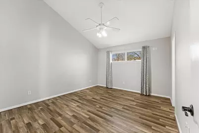 106 Harbour Town Court, Conroe, TX 77356 - Photo 17