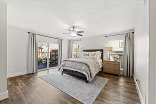 106 Harbour Town Ct, Conroe, TX 77356 - Photo 3